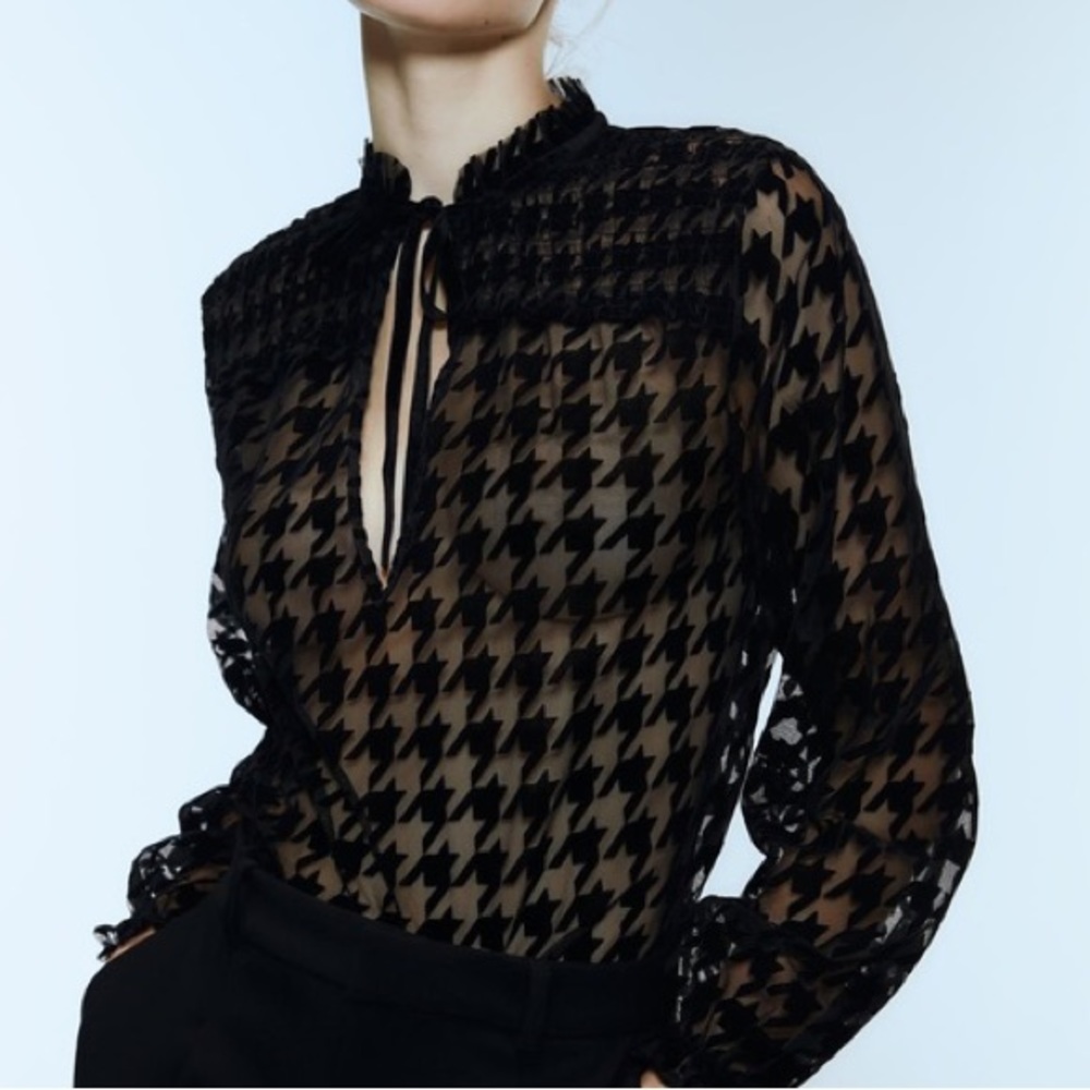 Zara Houndstooth Blouse XS NWT